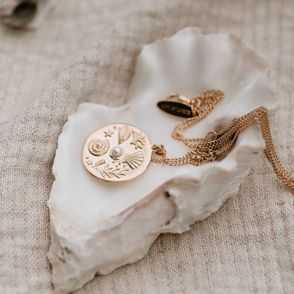 Starshell necklace